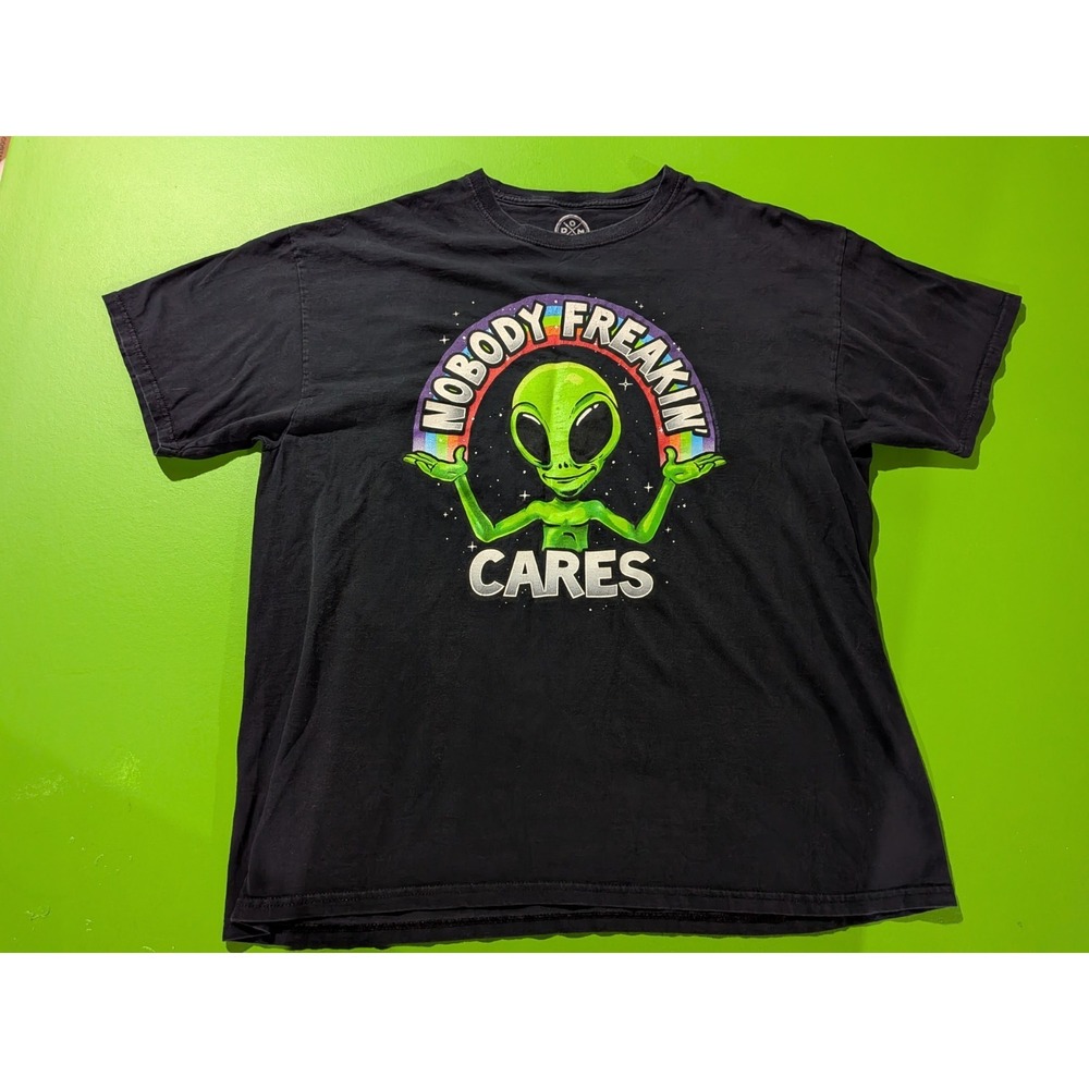 Nobody‎ Freaking Cares Alien Tshirt L black cotton short sleeve DOM
